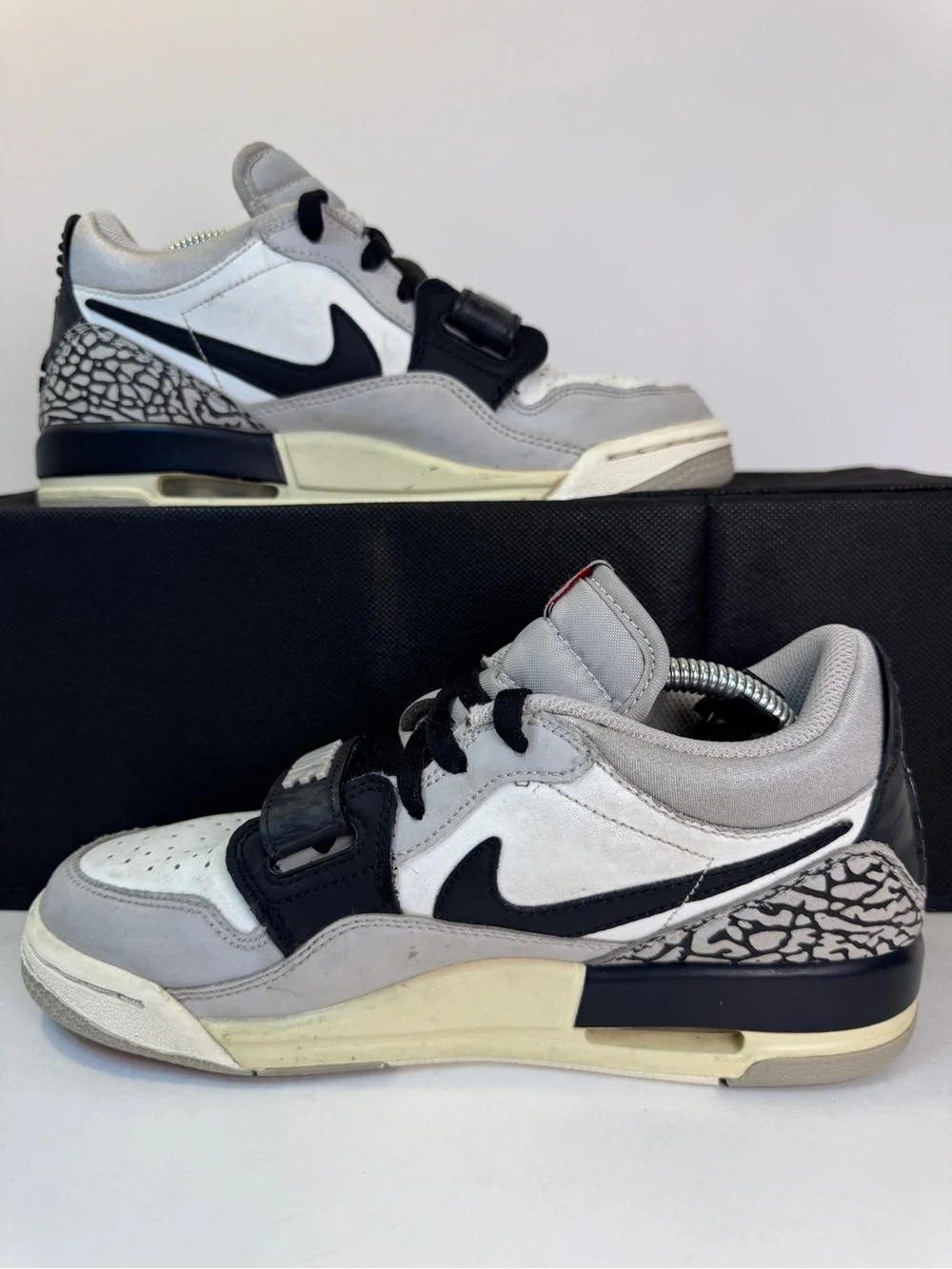 Air Jordan Legacy 312 low tech grey size 5Y or 6.5 women